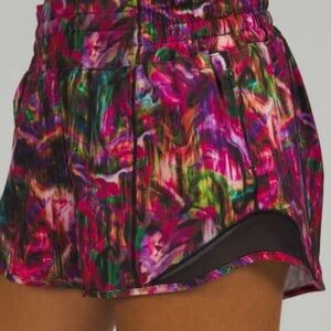 Lululemon Hyperflow Pink 2.5 Hotty Hot Shorts